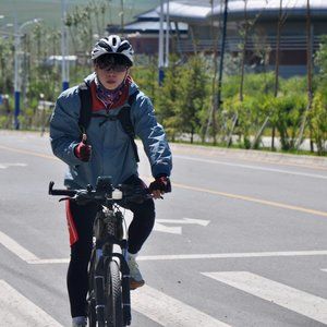 Meet your Posher, Benson